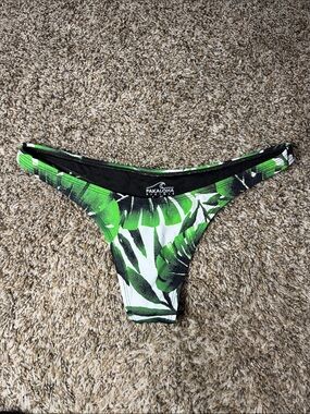 Pakaloha Koki Bikini Bottom Monstera